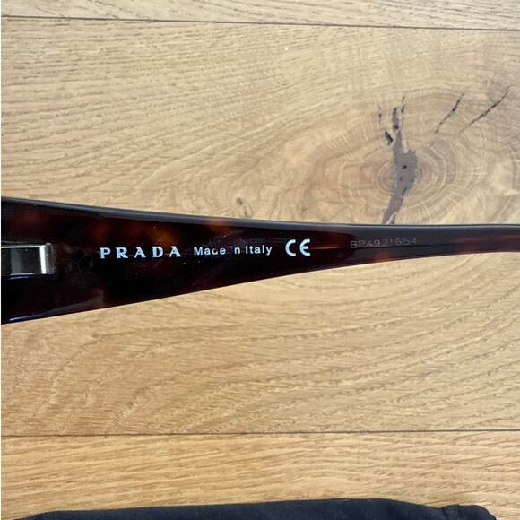 PRADA - VPR 18H Tortoiseshell Sunglasses in Brown - Picture 6 of 7